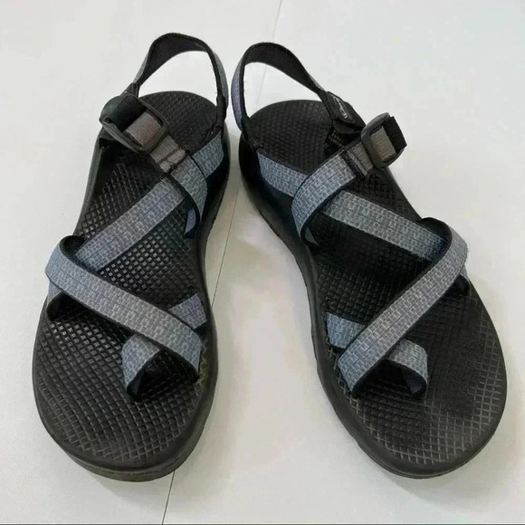 Chaco Womens Vibram sole Made In USA Size 10 Strappy Toe-Post Sport Sandals Blue - Picture 1 of 7